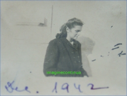 Ada, din profil, decembrie 1942